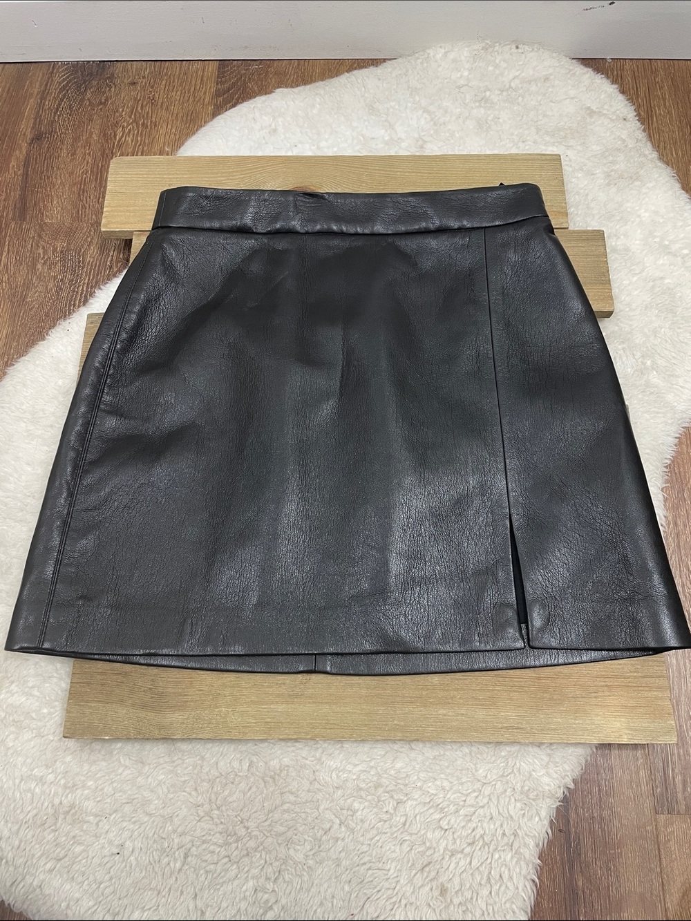 Aritzia Wilfred Black Vegan Leather Patio Mini Skirt